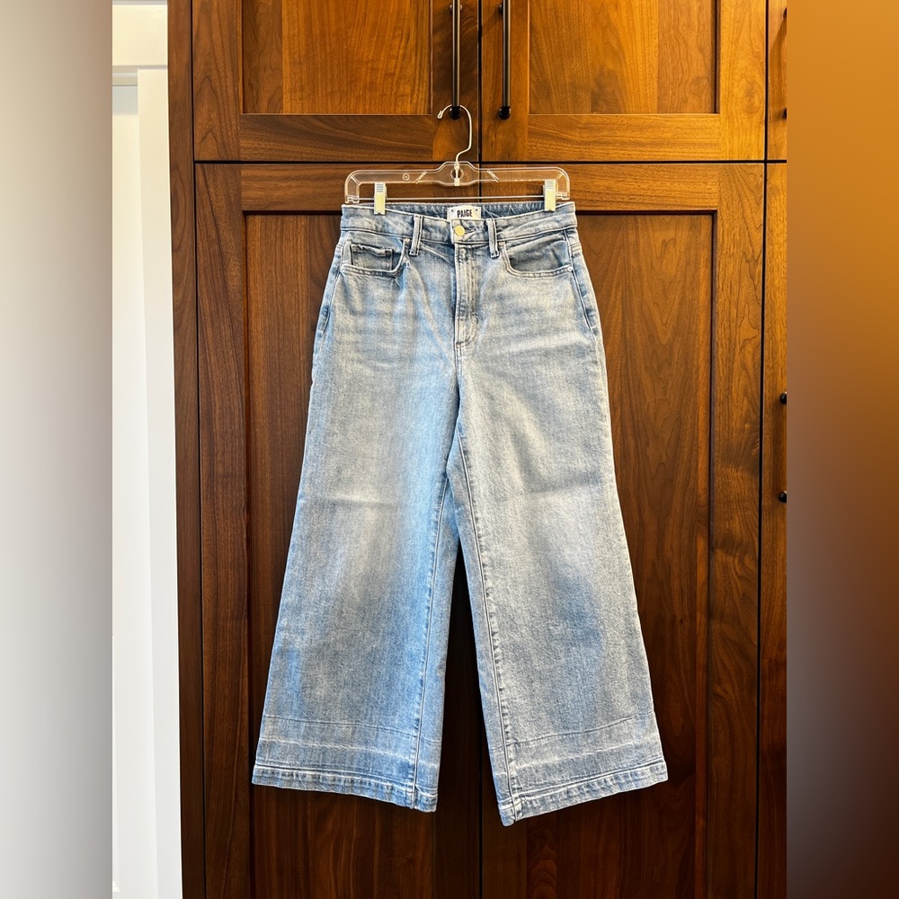 PAIGE Light Wash Wide-Leg Women's Jeans size 29. Inseam 25 1/2 inches.
